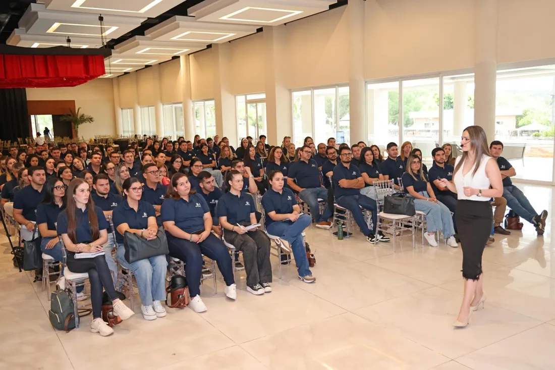 Presencia ejecutiva y comunicación · Laboratorios Éticos